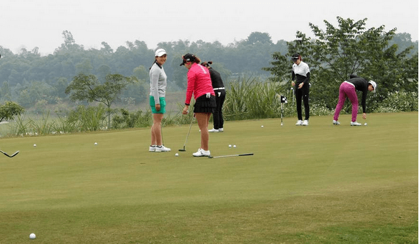 we arrange full services of golf booking
